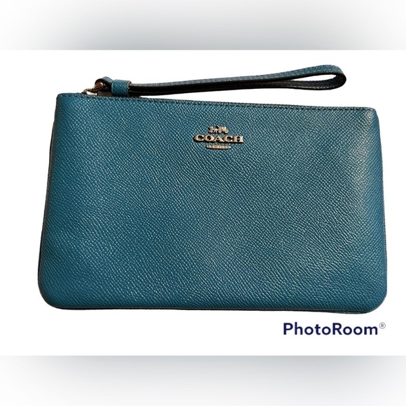 COACH LARGE WRISTLET BLUE - Picture 1 of 4